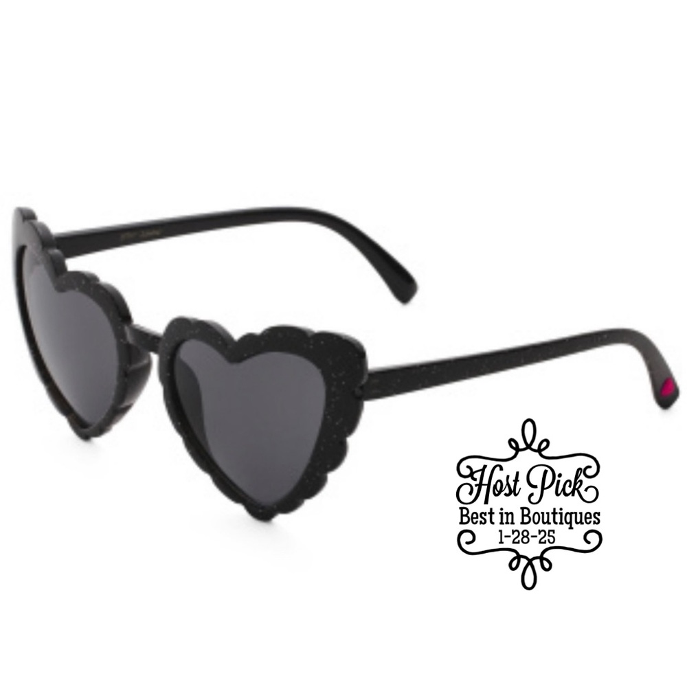 BETSEY JOHNSON True To Heart Sunglasses Black Cat Eye Scalloped Heart Shape